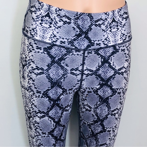 Nicole Miller Sports Purple Snakeskin Print Leggings - Picture 5 of 16